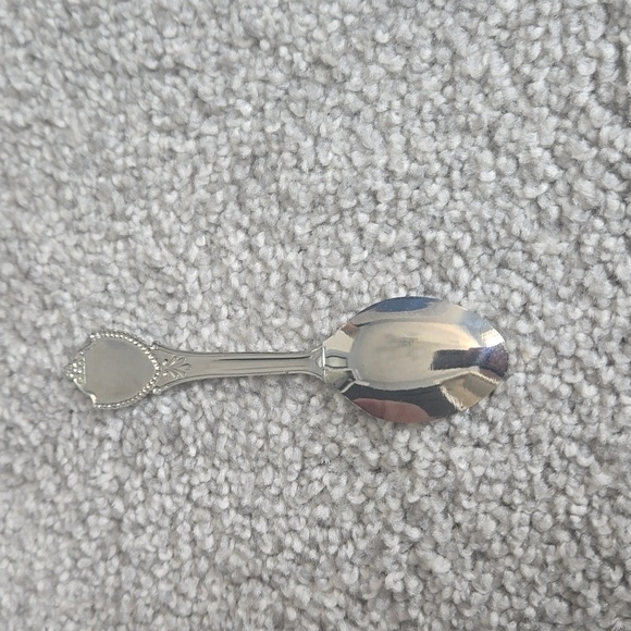 Ohio Tiny Collectible Spoon - Picture 4 of 4